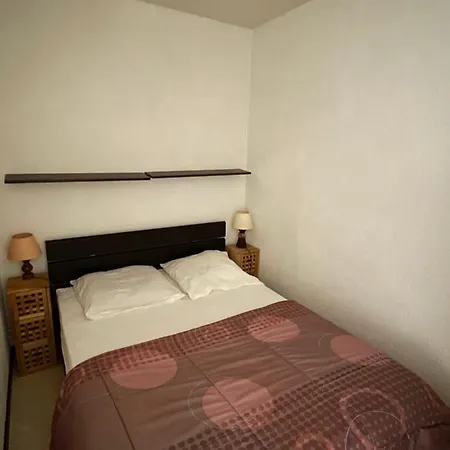 Ref 413 Ocean, Alcove A Proximite Immediate De La Et Des Commerces, 4 Personnes * סניוס
